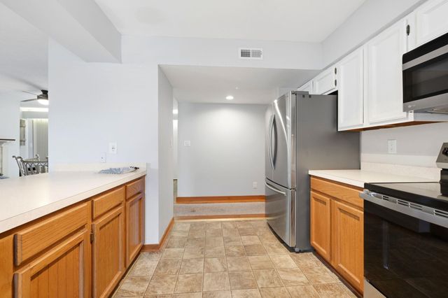 6813 Porcher Dr Apt 13, Myrtle Beach, SC 29572