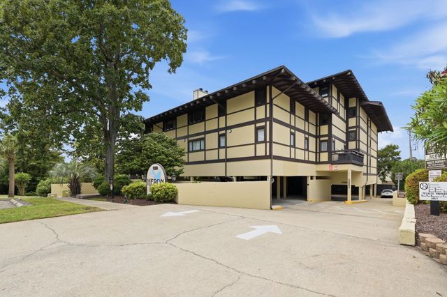 6813 Porcher Dr Apt 13, Myrtle Beach, SC 29572