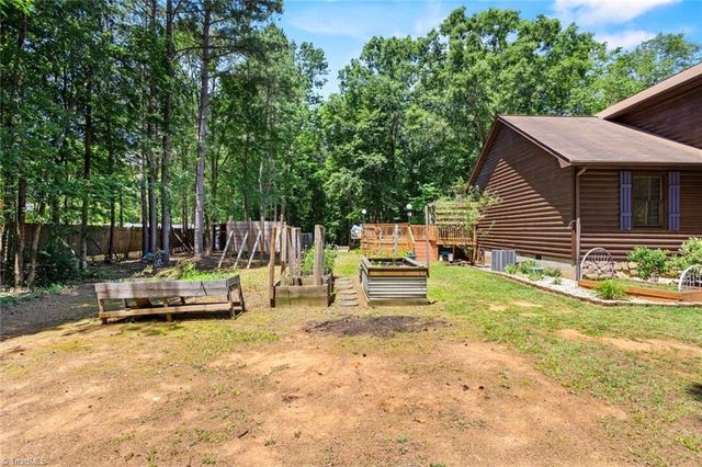143 Mohegan Trail, Mocksville, NC 27028