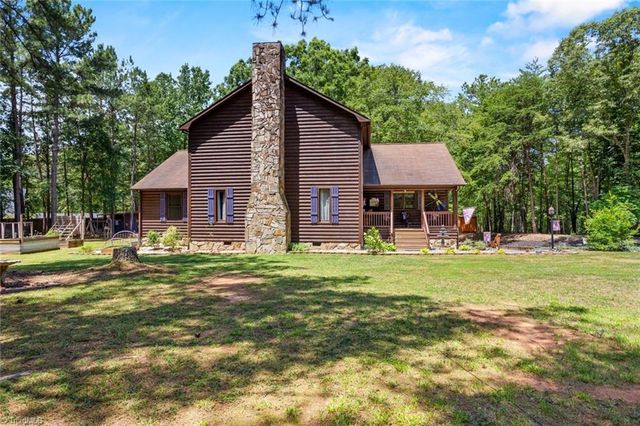 143 Mohegan Trail, Mocksville, NC 27028