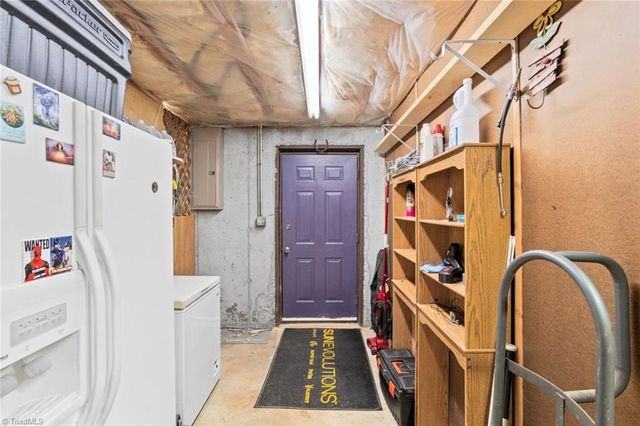 143 Mohegan Trail, Mocksville, NC 27028