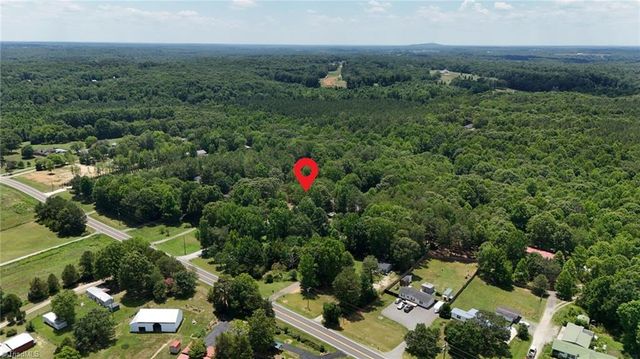 143 Mohegan Trail, Mocksville, NC 27028