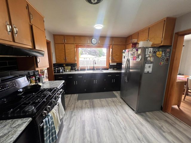 2112 26th STREET, Kenosha, WI 53140