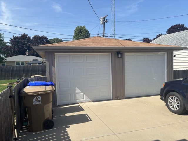 2112 26th STREET, Kenosha, WI 53140