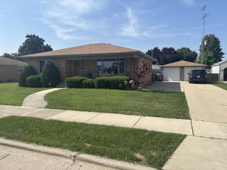 2112 26th STREET, Kenosha, WI 53140