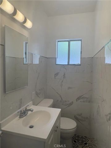 11022 Doty, Inglewood, CA 90303