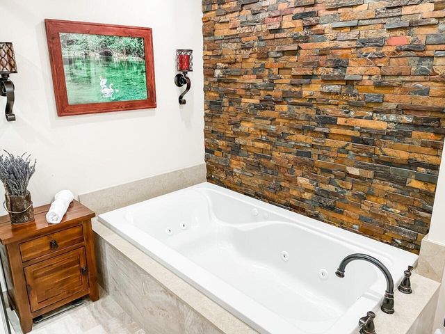25 Lexington Lane W E, Palm Beach Gardens, FL 33418