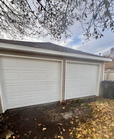 2217 Third Street, Trenton, MI 48183