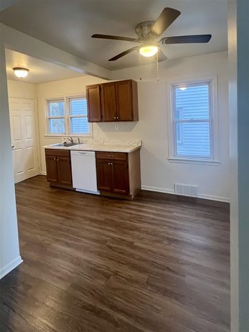 2217 3rd Street, Trenton, MI 48183