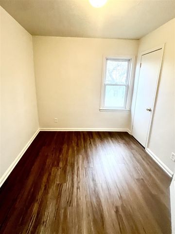 2217 3rd Street, Trenton, MI 48183