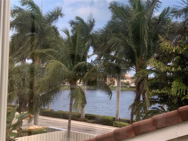 1115 Linden St, Hollywood, FL 33019