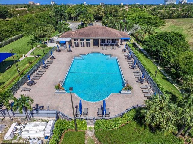 1115 Linden St, Hollywood, FL 33019