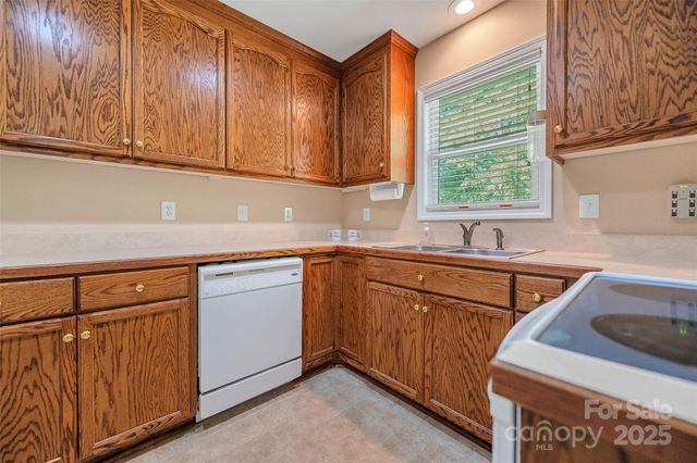 425 Huffstetler Road, Gastonia, NC 28056