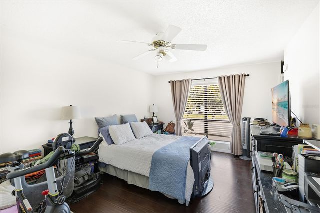 4001 BENEVA ROAD 305, Sarasota, FL 34233