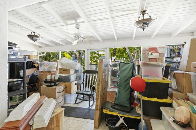 4001 BENEVA ROAD 305, Sarasota, FL 34233