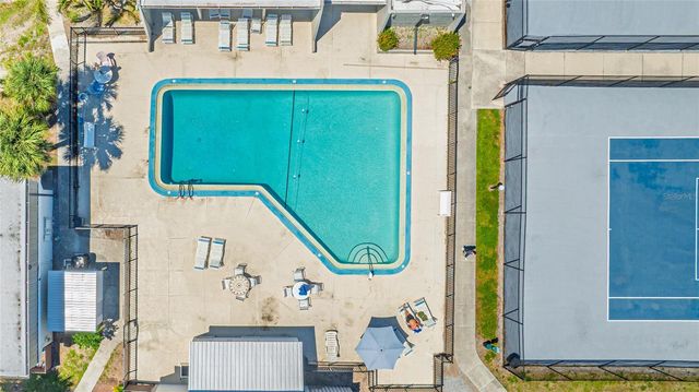 4001 BENEVA ROAD 305, Sarasota, FL 34233