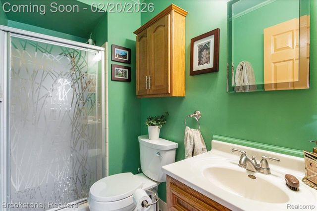 15303 Lincolnshire Lane, Fraser, MI 48026