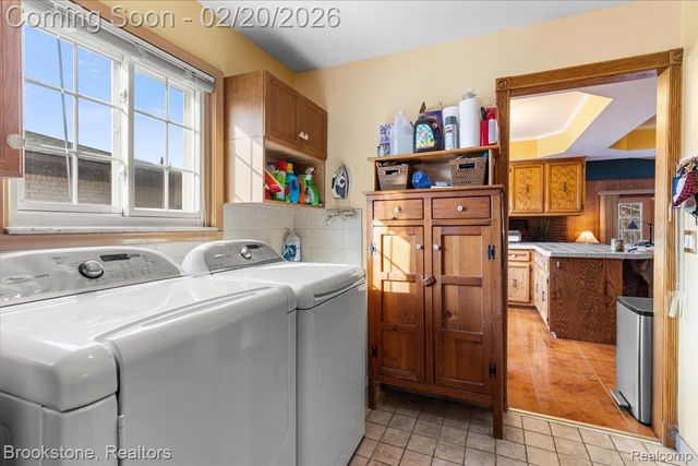 15303 Lincolnshire Lane, Fraser, MI 48026