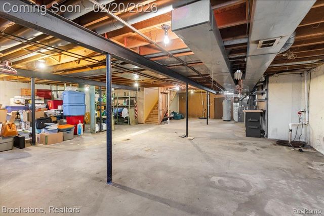 15303 Lincolnshire Lane, Fraser, MI 48026