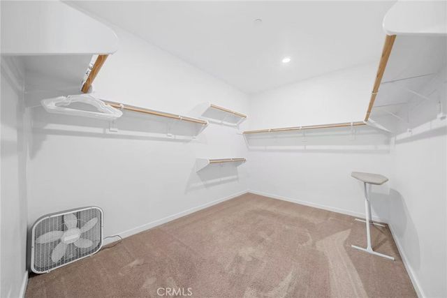 284 Harringay, Irvine, CA 92618
