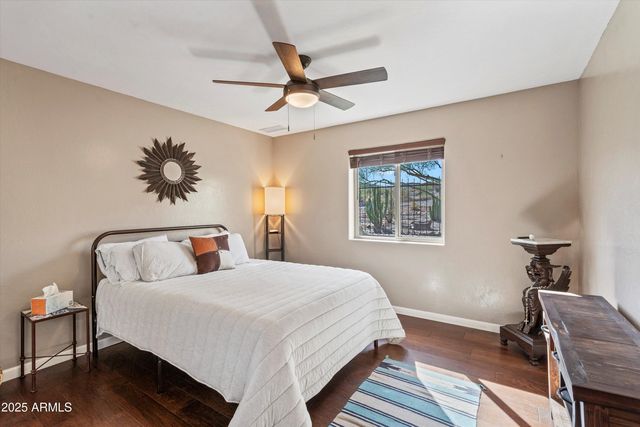 33449 N 10TH Street, Phoenix, AZ 85085