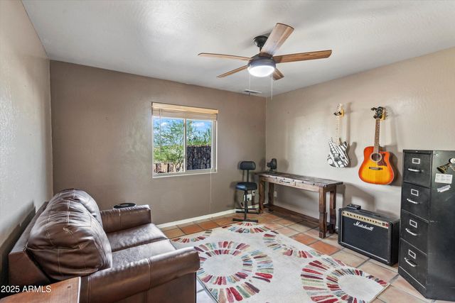 33449 N 10TH Street, Phoenix, AZ 85085