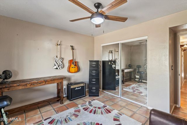 33449 N 10TH Street, Phoenix, AZ 85085