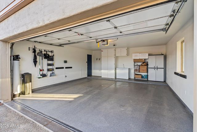 33449 N 10TH Street, Phoenix, AZ 85085