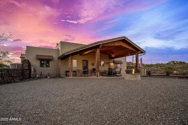 33449 N 10TH Street, Phoenix, AZ 85085