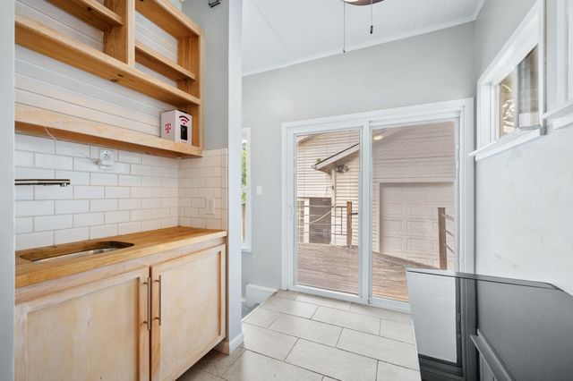 253 S Lorraine Ave, Wichita, KS 67211