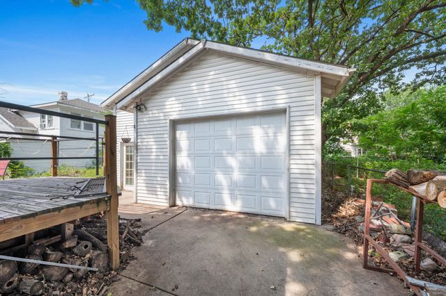 253 S Lorraine Ave, Wichita, KS 67211