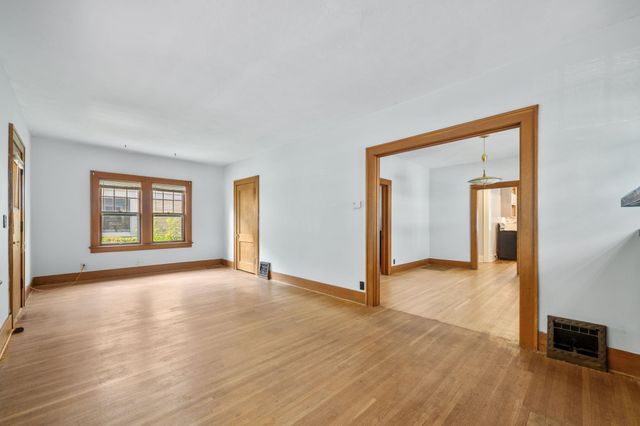 253 S Lorraine Ave, Wichita, KS 67211