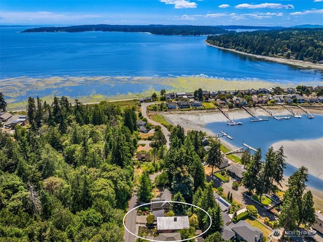 20603 Chief Sam Wilson Way NE, Indianola, WA 98342