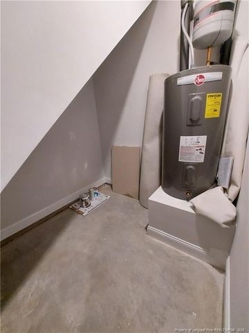 1641 STACKHOUSE Drive, Fayetteville, NC 28314