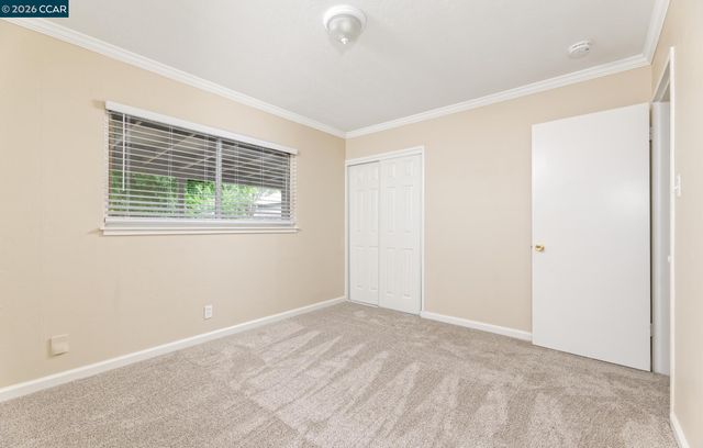 5206 Priscilla Ln, Sacramento, CA 95820