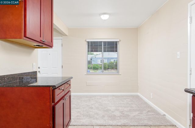 5206 Priscilla Ln, Sacramento, CA 95820