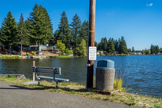 451 SE Alpine Avenue, Shelton, WA 98584