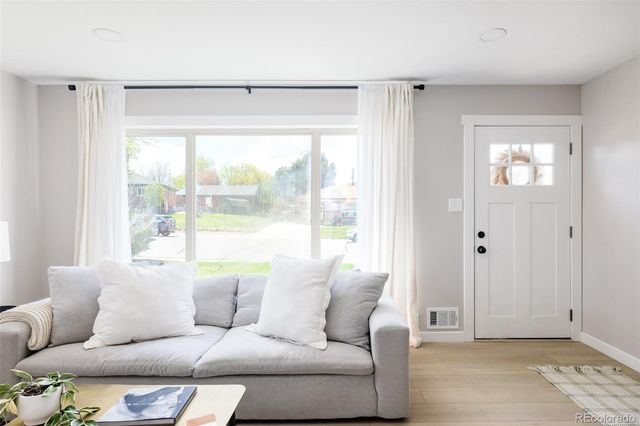 10516 Pearl Street, Northglenn, CO 80233