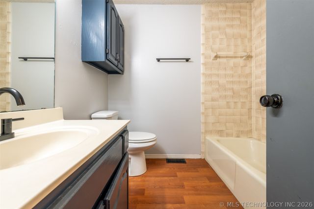 9364 S 89th East Avenue, Tulsa, OK 74133