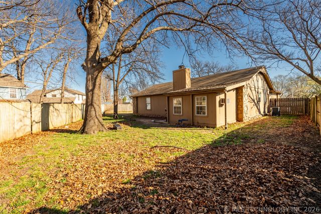 9364 S 89th East Avenue, Tulsa, OK 74133