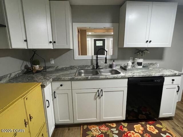 522 N Kentucky Street, Carterville, MO 64835