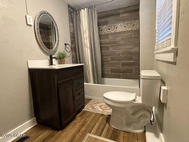 522 N Kentucky Street, Carterville, MO 64835