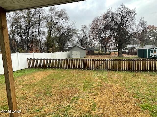 522 N Kentucky Street, Carterville, MO 64835