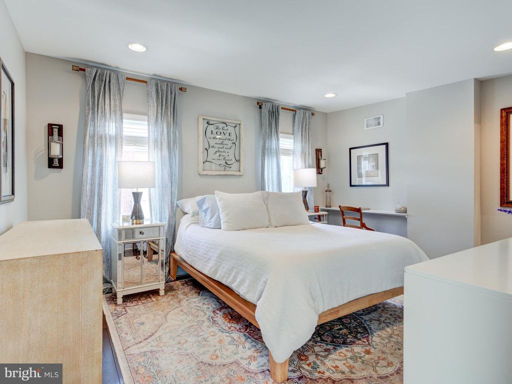 746 N UBER ST, Philadelphia, PA 19130