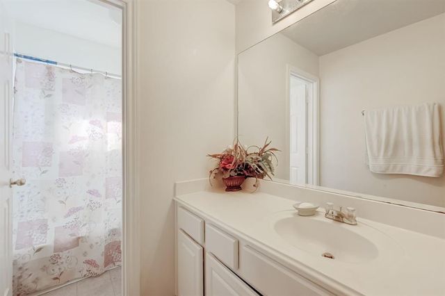 2519 Glenholly Park Drive, Sugar Land, TX 77498
