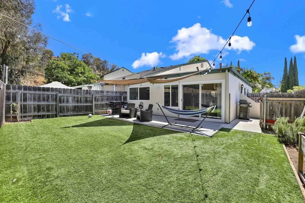 2055 Terraspiro Avenue, Spring Valley, CA 91977