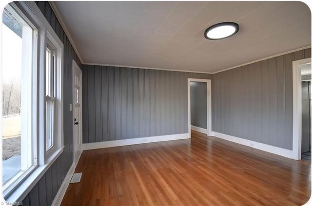 5528 Elkin Highway, North Wilkesboro, NC 28659