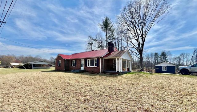 5528 Elkin Highway, North Wilkesboro, NC 28659