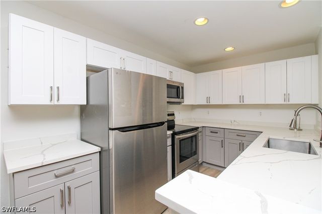 1331 Chesapeake AVE 4, Naples, FL 34102