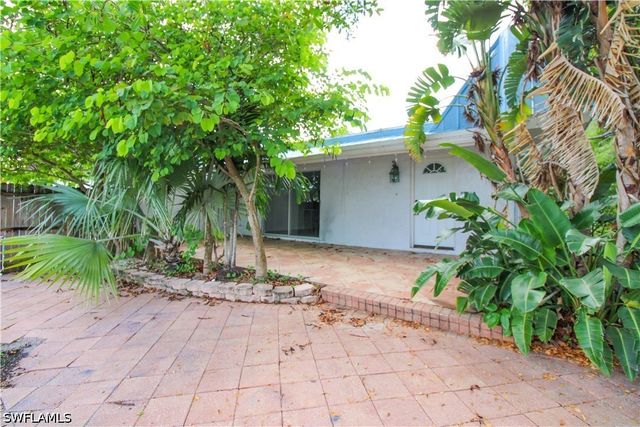 1331 Chesapeake AVE 4, Naples, FL 34102